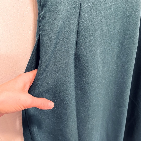 fully lined Lark & Ro inverted pleat fitted A line fir green dress cap sleeves - Picture 14 of 15